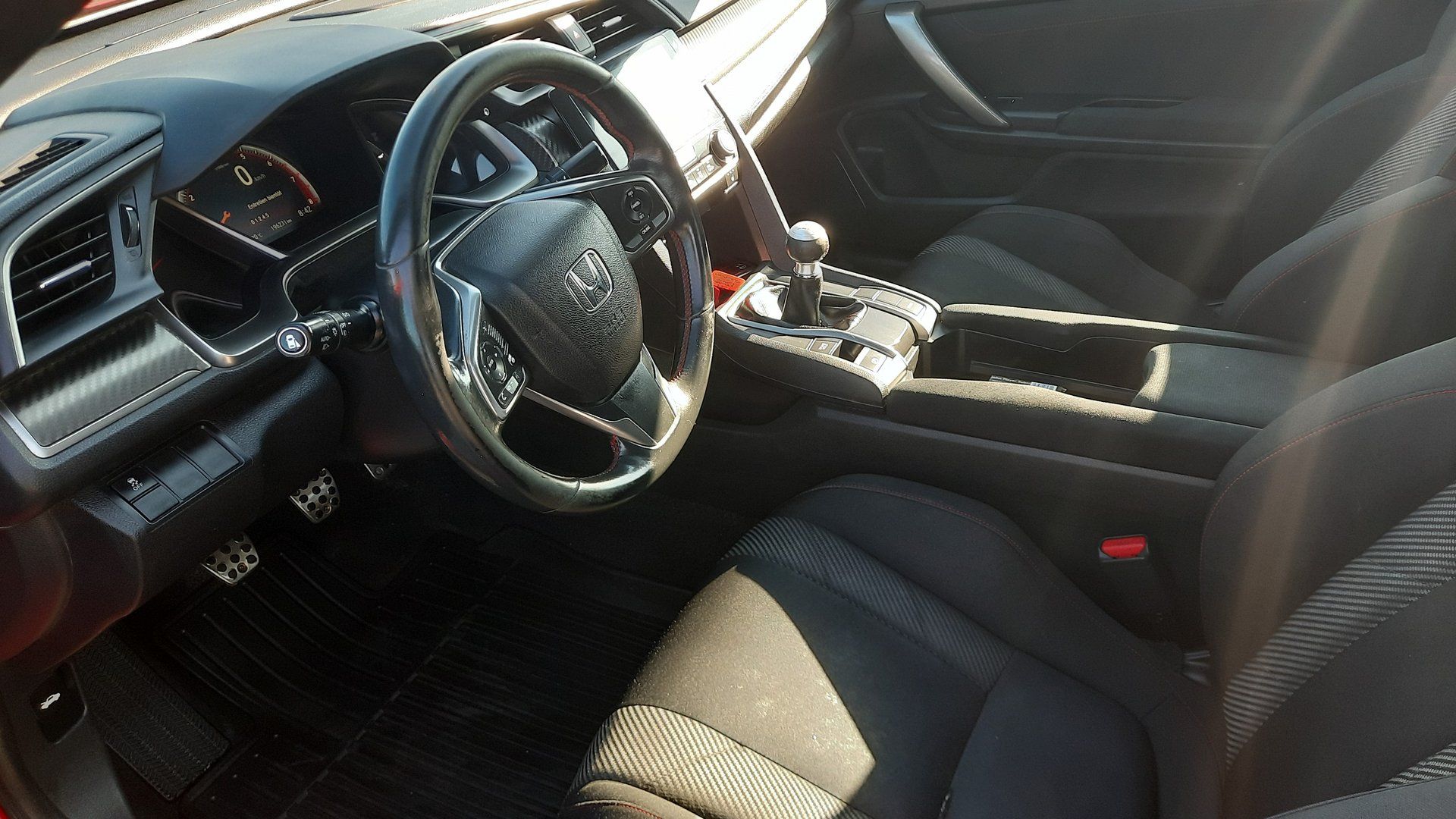 Honda Civic 2017 - Image 6