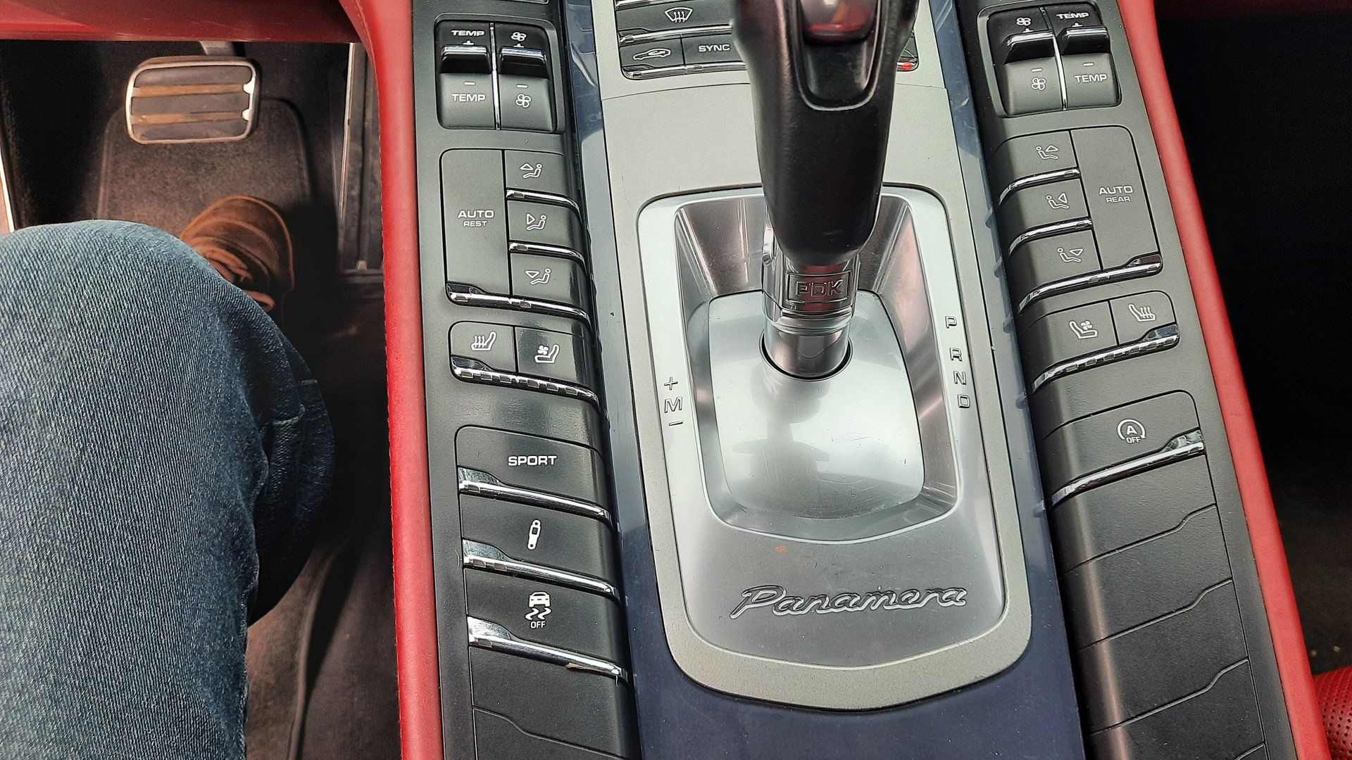 Porsche Panamera 2016 - Image 12