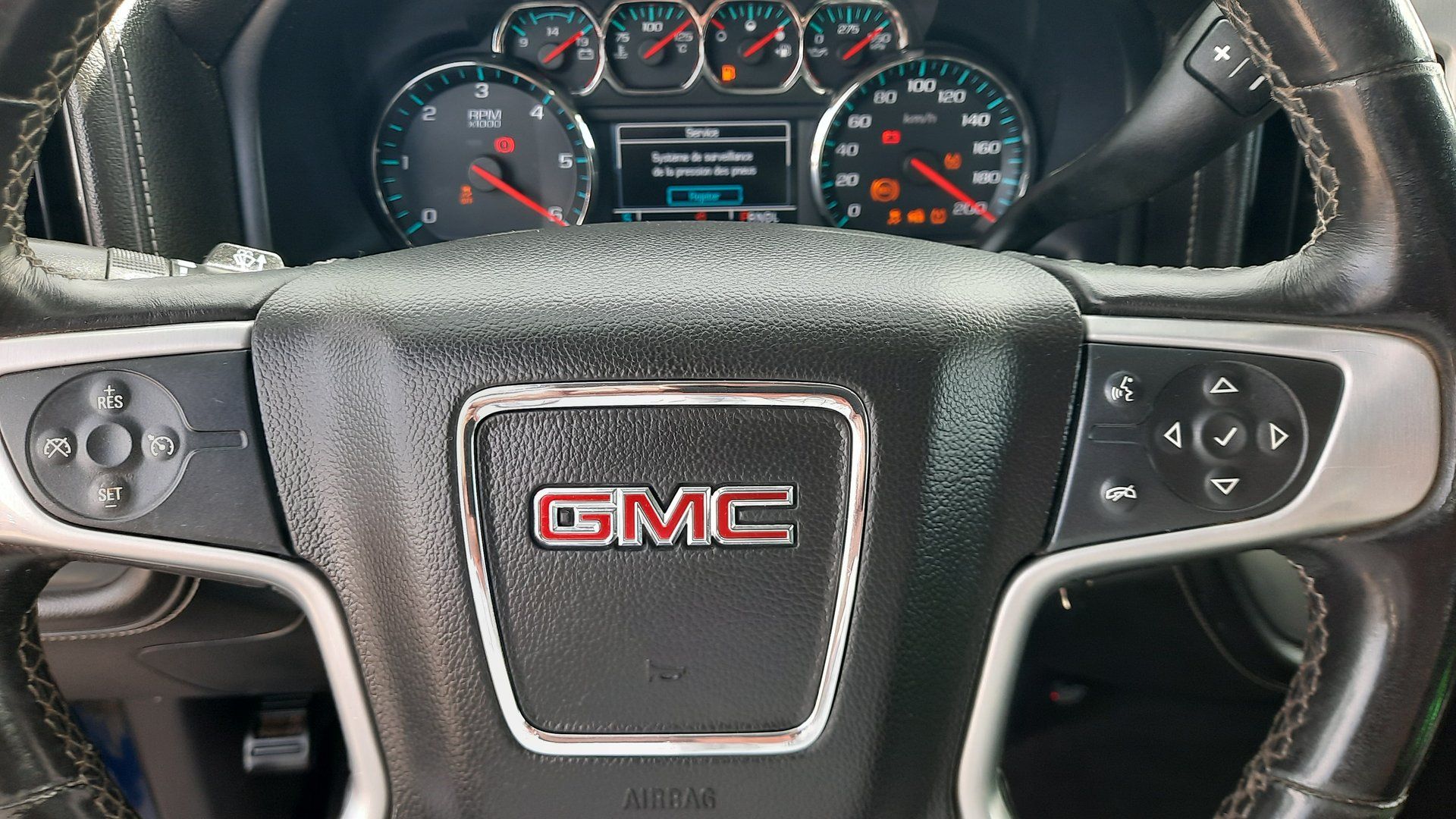 GMC Sierra 1500 2017 - Image 9
