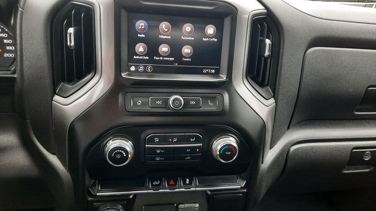 GMC Sierra 1500 2021 - Image 11
