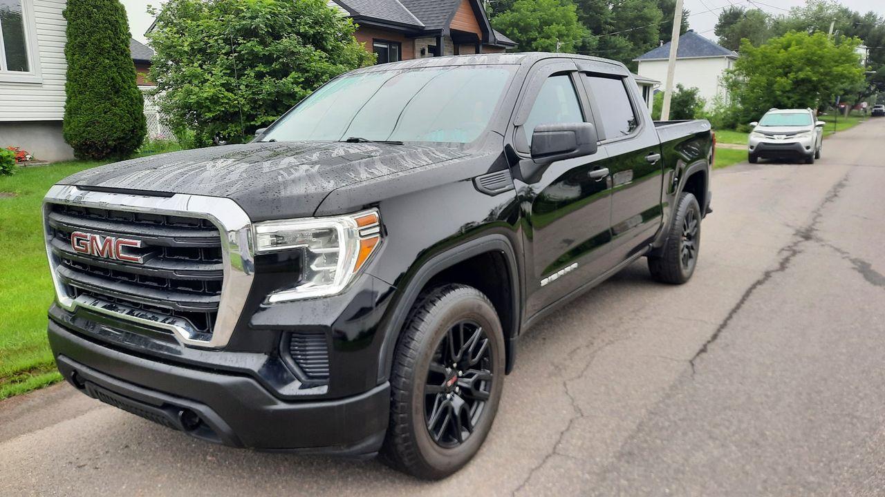 GMC Sierra 1500 2021 - Image 1
