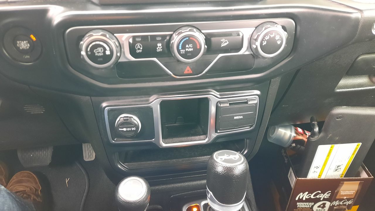 Jeep Wrangler 2018 - Image 11